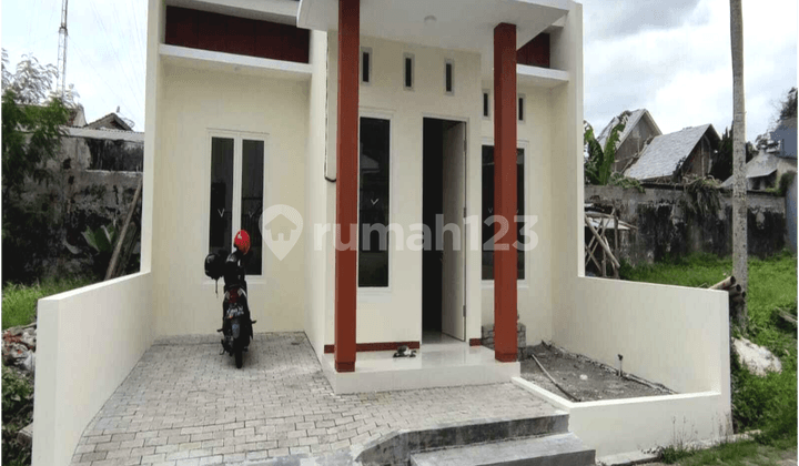 Dijual Rumah Bangunan Baru Minimalis Dekat Kampus Jember