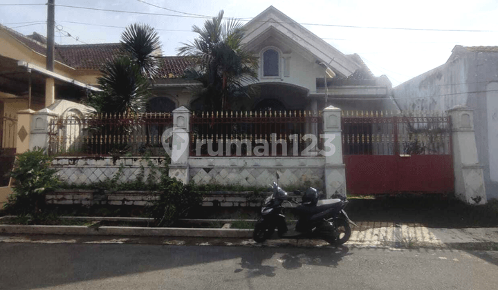 DIJUAL RUMAH CANTIK SIAP HUNI DEKAT RS BINA SEHAT DAN GOR KALIWATES