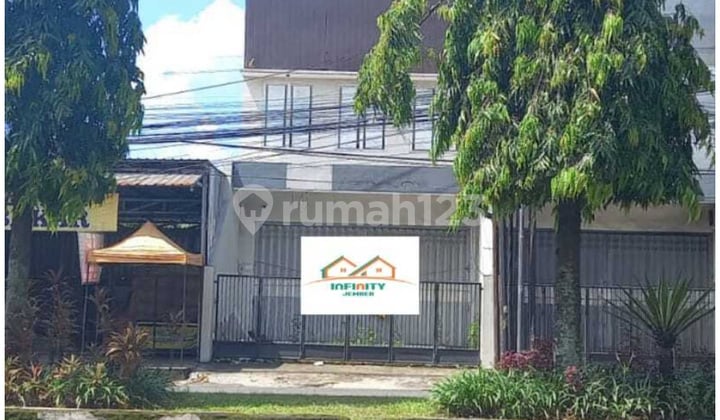 Disewakan Ruko 2 Lantai Pinggir Jalan Tengah Kota Disewakan Ruko 2 Lantai Pinggir Jalan Tengah Kota