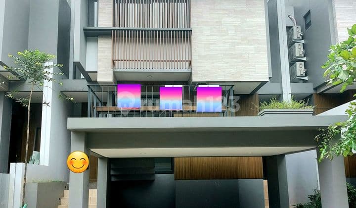 Disewakan Rumah Bagus di Pusat Bisnis & Edukasi Bsd Baru