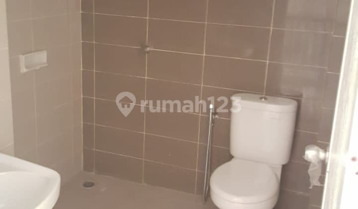 Disewakan Ruko Green Lake City