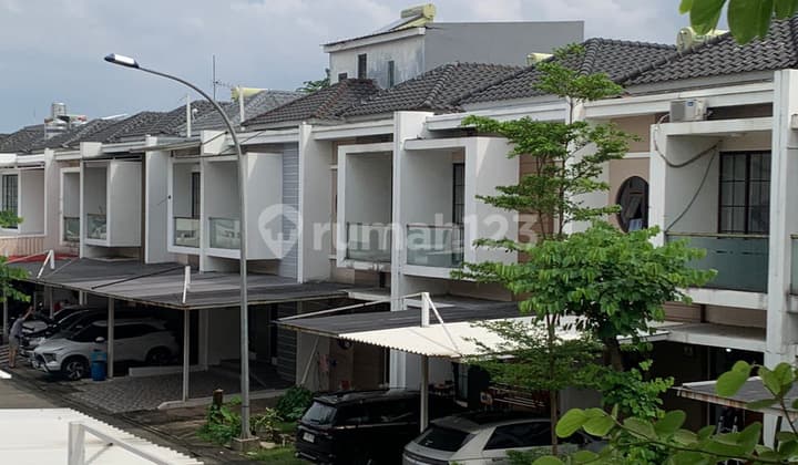 Disewakan Rumah Cantik dan Bagus Green Lake City