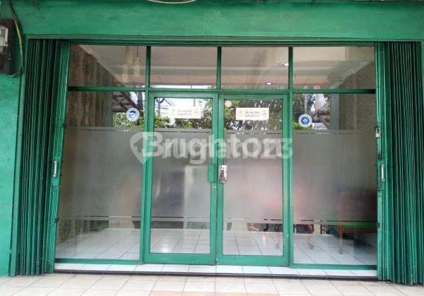 Ruko Strategis di Jl. Chairil Anwar, 3 Lantai, SHM