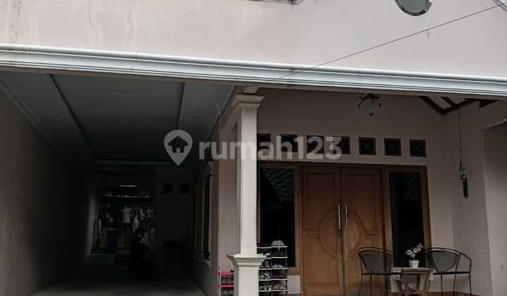 Rumah Tua Hitung Tanah LT 437 M2, Lokasi Permata Hijau