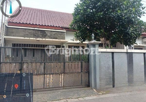 Rumah Mewah Jatibening, Kolam Renang & Full Furnished