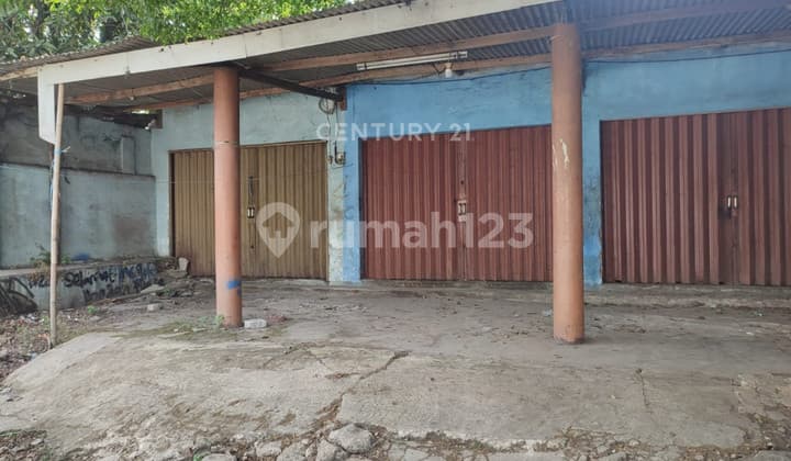 Bonus Land with Roadside Building on Jl Raya Cileungsi Jonggol