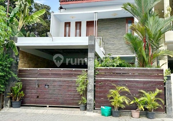 Rumah Mewah 2 Lantai Lokasi Sangat Dekat dengan Pakuwon Mall, Condongcatur, Depok, Sleman.