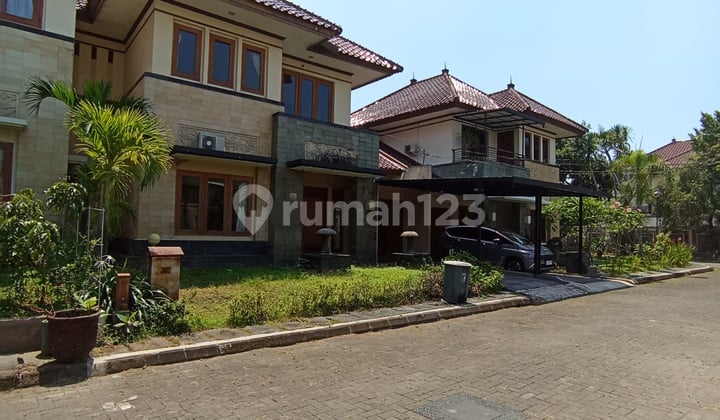 Rumah Modern di Perum Jogja Regency, Caturtunggal, Depok, Jogja.