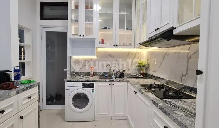 Just Bring Your Suitcase! Beautiful Furnished House in Elite Cluster (cynthia 0878-6359-0057)