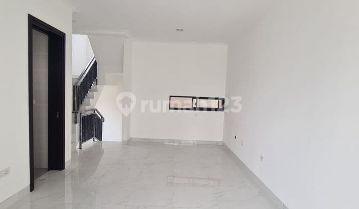 NEW! Golf Island House 5x15m2 minimalist 3-story building