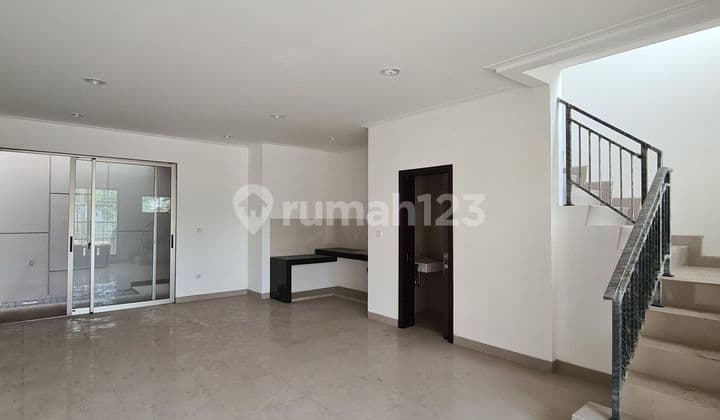 Rumah PIK2 Layout Lega Ukuran 90m2 2lantai (Cynthia 0878xxxxxxxx