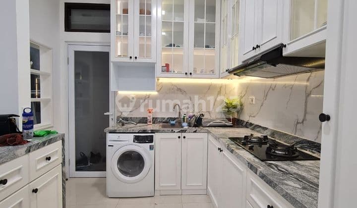 Baguss Banget! Rumah Full Furnish Interior Siap Pakai Tinggal Bawa Koper