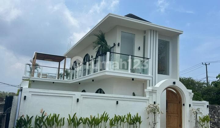 Vila 2 Lantai Freehold Di Kutuh Full Furnish An