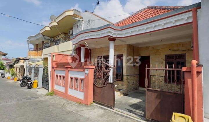 Siap Huni Rumah Minimalis Lantai 2 di Denpasar Barat Dd