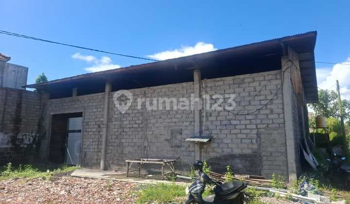 Wide Warehouse 305.25 M2 in West Denpasar Es/Sl