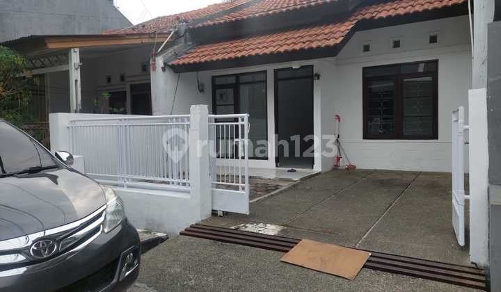 Jual Rumah di Taman Kopo Indah 3 Dekat Masjid Asri Siap Huni