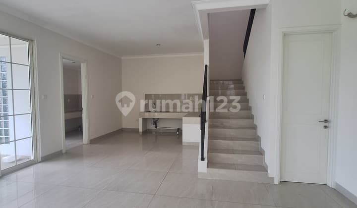 Jual Rumah Mewah di Podomoro Park Anapuri Dekat Oetomo Hospital