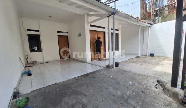 Sewa Rumah Siap Huni Bagus di Kembar Baru bisa Usaha
