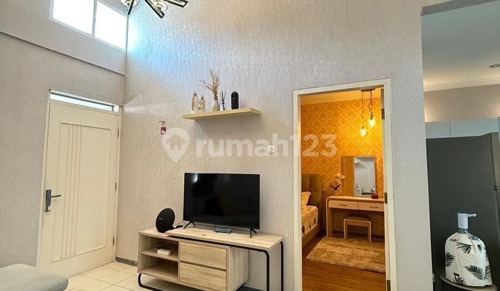 Jual Rumah Furnished Bagus di Kota Baru Parahyangan Banyaksumba