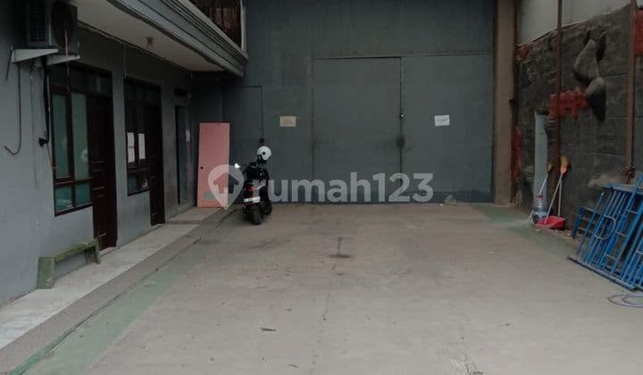 Gudang Katapang Andir Dijual/Disewakan - Akses Kontainer 20 Feet, Luas 2500 M²