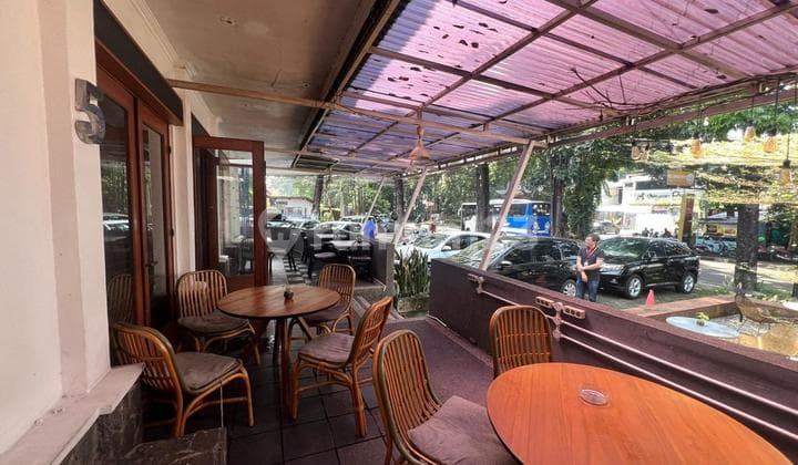 Selling Premium Heritage Building Front Wing Dago Dipati Ukur Bandung Suitable for Cafe & Coworking