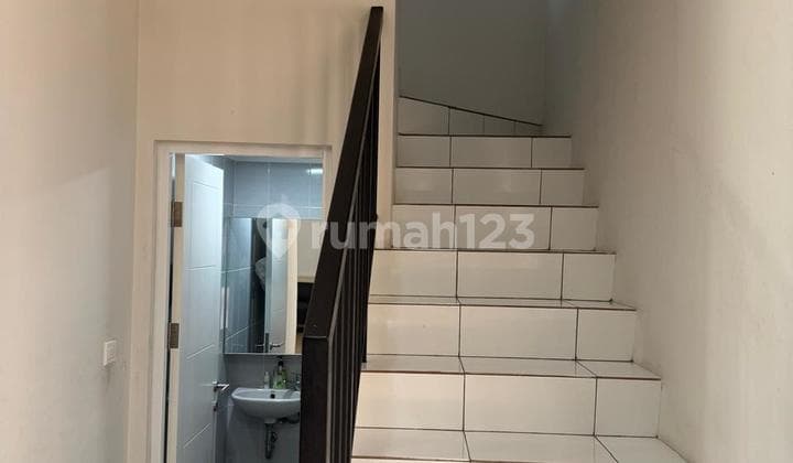 Beautiful Furnished House in the Dayana Cluster, Summarecon Bandung, Freehold Title, 2 Floors, Price 1.8 Billion