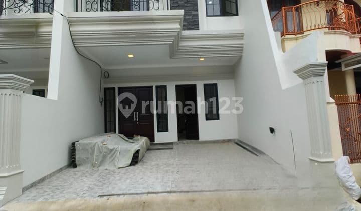 New Home Ready to Occupied Near Rawamangun Terminal Access East Jakarta