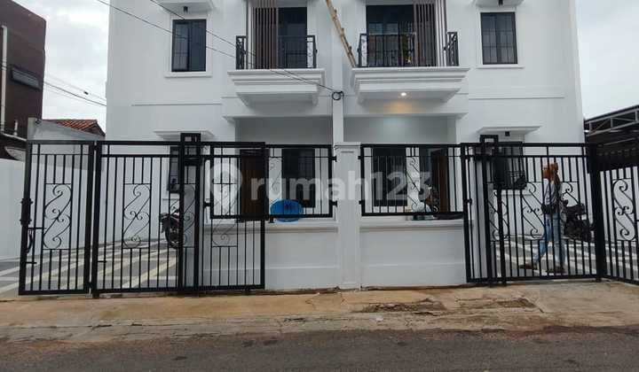 Rumah Mungil Minimalis Area Kalisari Siap Huni Jakarta Timur