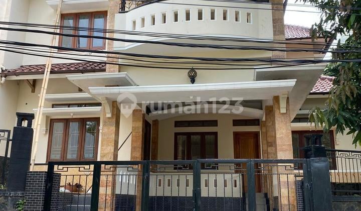 Rumah Di Jual Siap Huni Area Pesona Khayangan Depok