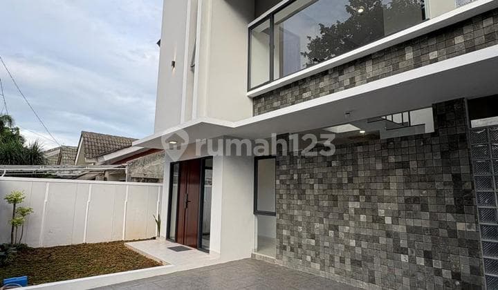 Minimalist House with Modern Design in Kencana Loka BSD