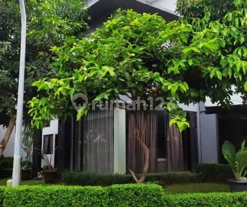 Rumah Hook Citra Gran SHM Lingkungan Nyaman