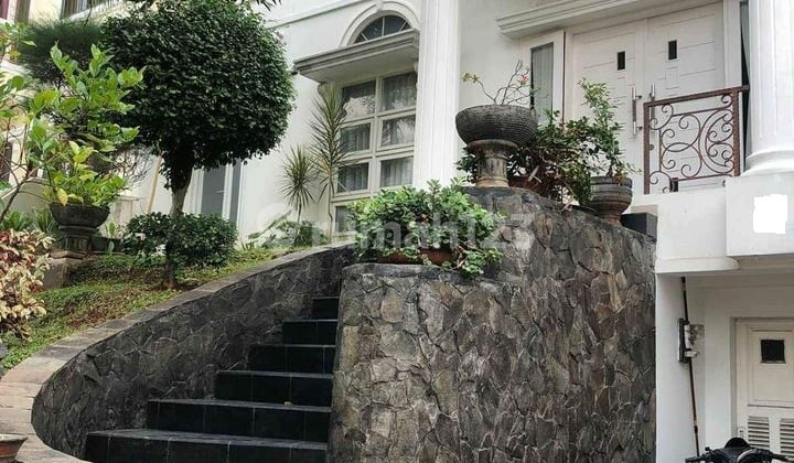 Rumah Classic Citra Gran 2Lantai Harga Negotiable