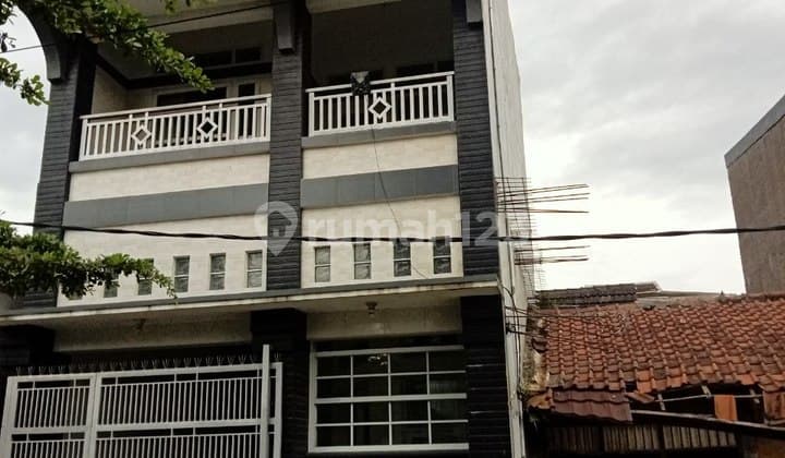 Rumah Kost dan rumah biasa