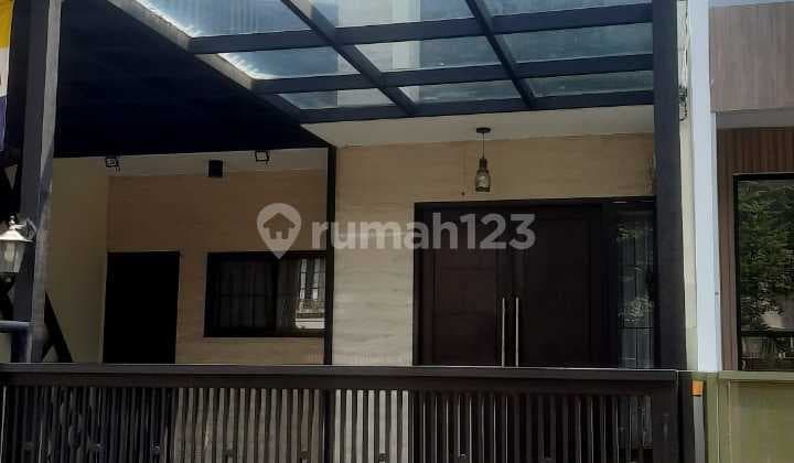 Dijual Rumah Depan Taman View Selatan