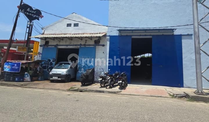 Prime Location! Affordable Warehouse for Rent on Main Road, Perfect for Business!