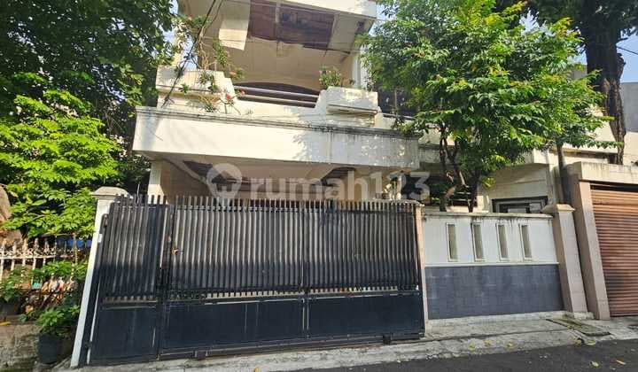 Rumah 150Meter Lokasi Strategis di Tomang(Tm278)