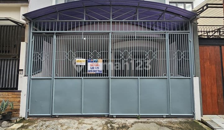 Rumah 6x15 Siap huni di Tomang(TM161)