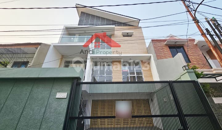 Rumah Siap Huni Strategis Di Tomang(TM118)