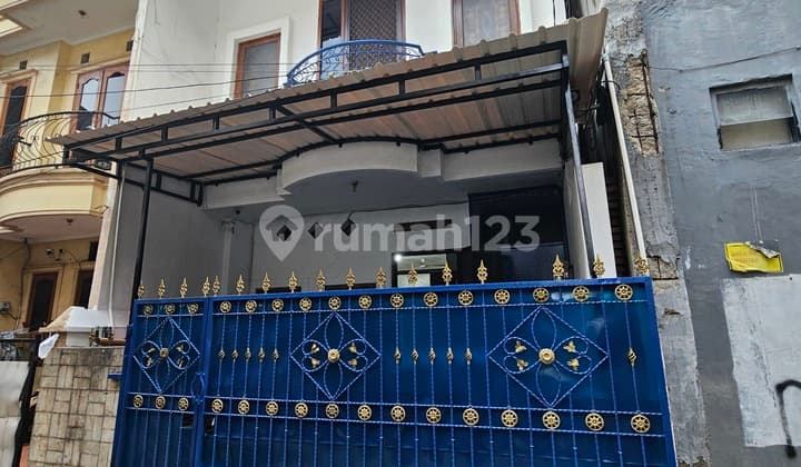 Rumah 5x13 siap huni lokasi strategis di Tanjung Duren(TD355)