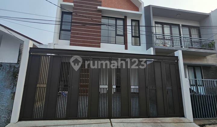 Rumah Baru Siap Huni 7x15 di Komplek Sunrise Garden(SR70)