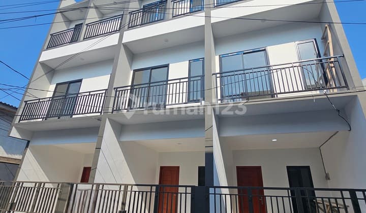 Rumah Baru 3.5X12 Lokasi Strategis Bebas Banjir Duri Kepa(Dk386)