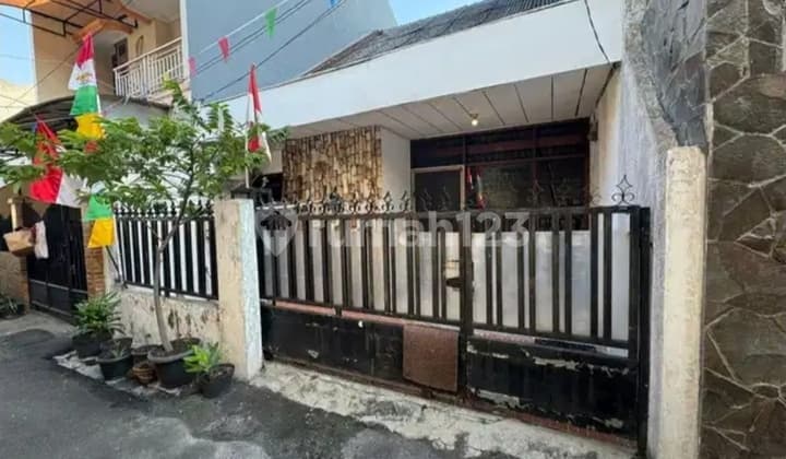 6x12.5 house, strategically located in Tanjung Duren (TD378).