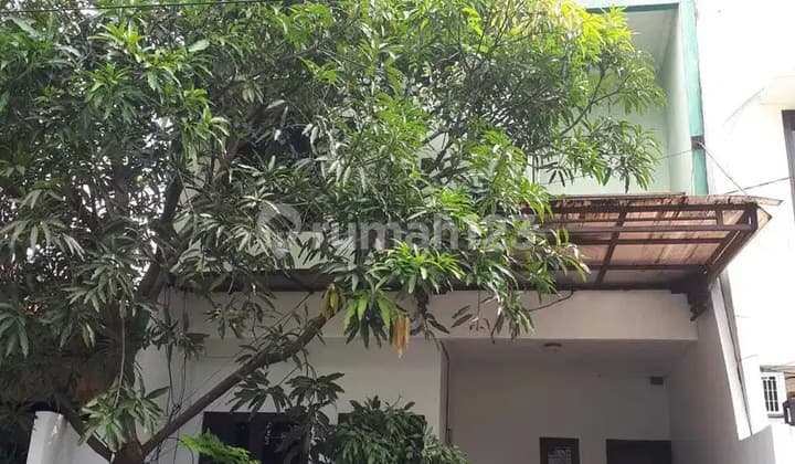 Rumah 6x12 lokasi strategis siap huni di Tanjung Duren(TD206a)