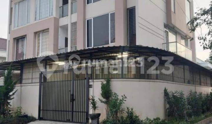 Rumah siap huni 7.6x15 lokasi strategis di Duri kepa(DK349)