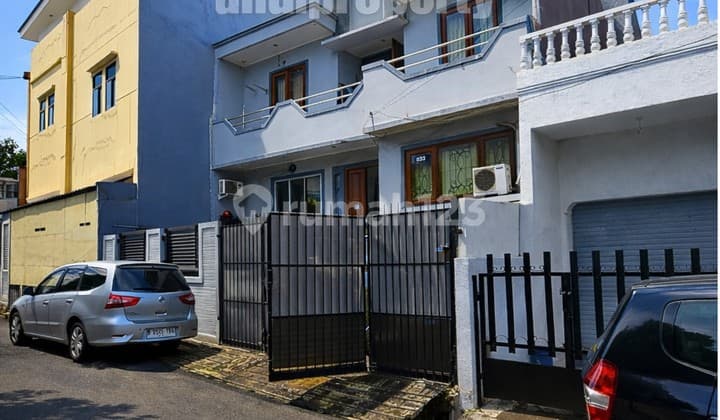 Rumah Siap Huni 9X15 Strategis di Tomang(Tm281)