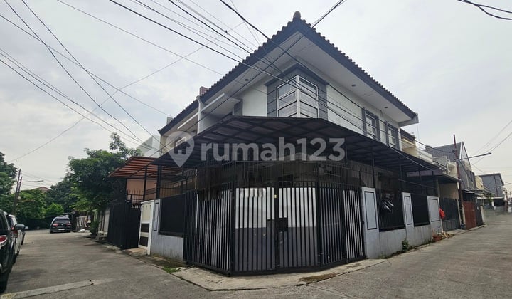 Rumah siap huni 99meter lokasi strategis di Duri Kepa(DK415)