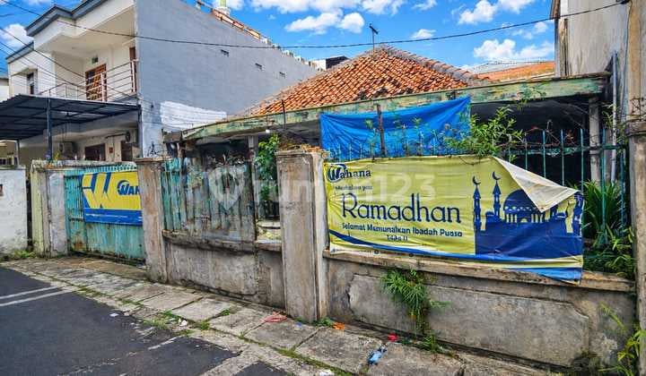 Rumah Tua Cocok Jadi Kos Strategis Dekat Kampus di Grogol(Grg118)