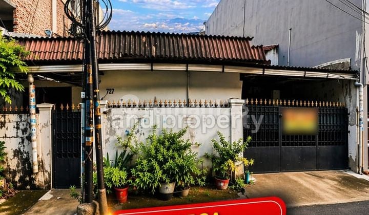 Rumah Tua Hitung Tanah di Tomang(Tm124)