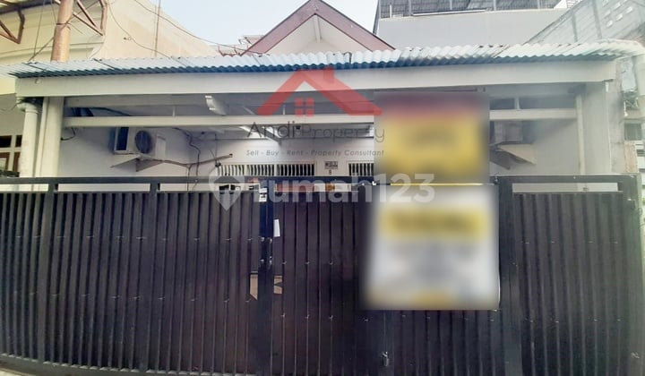 Rumah Bebas Banjir dan Strategis Di Tanjung Duren(TD228)