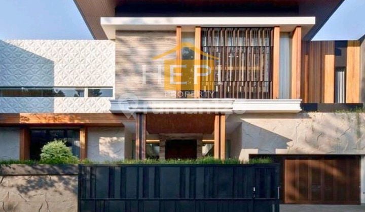 Rumah Mewah Di Puri Arga Golf Bsb City Semarang Ada Kolam Renang